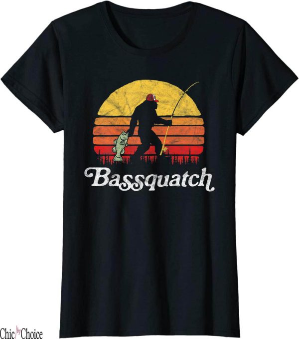 Fishing Funny T-Shirt Bassquatch Funny Bigfoot Outdoor Retro