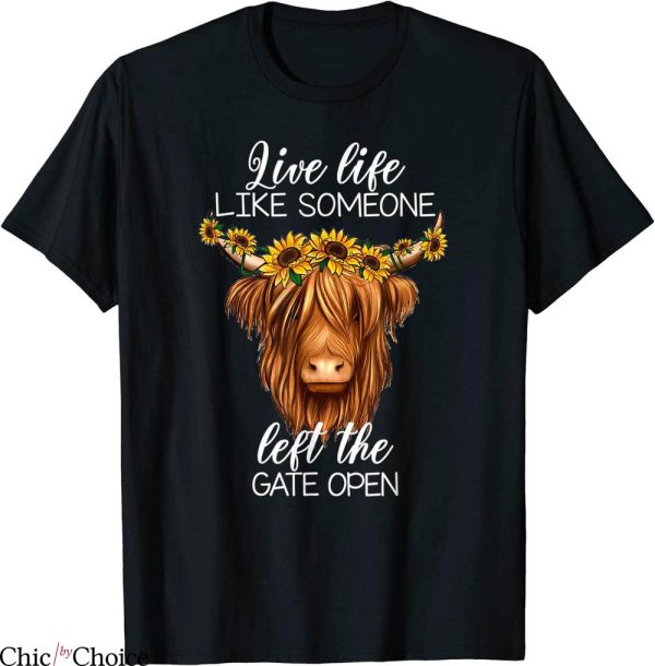 Highland Cow T-Shirt Country Heifer Cow With Sunflowers Farm