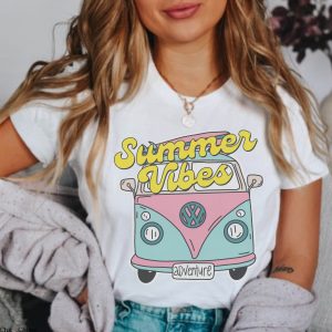 VW Camper Van T-Shirt Summer Vibes Retro VW Bus Aesthetic