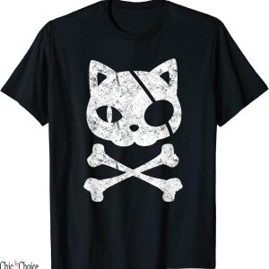 Cats Skull T-Shirt Vintage Pirate Halloween Cross Bones