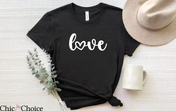 V Love T-Shirt Cute Heart Wife Birthday Valentines Day