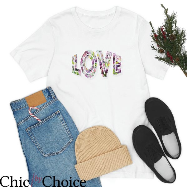 V Love T-Shirt For Wife Positive Trendy Valentines Day