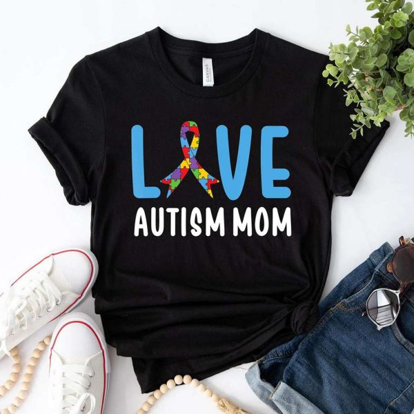 Autism Mom Birthday Gifts for Mom T-Shirt – Best gifts your whole family