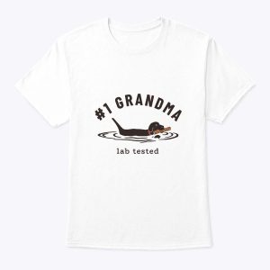 Black Lab 1 Grandma – Labrador Retriever Owner Mother’s Day T-Shirt