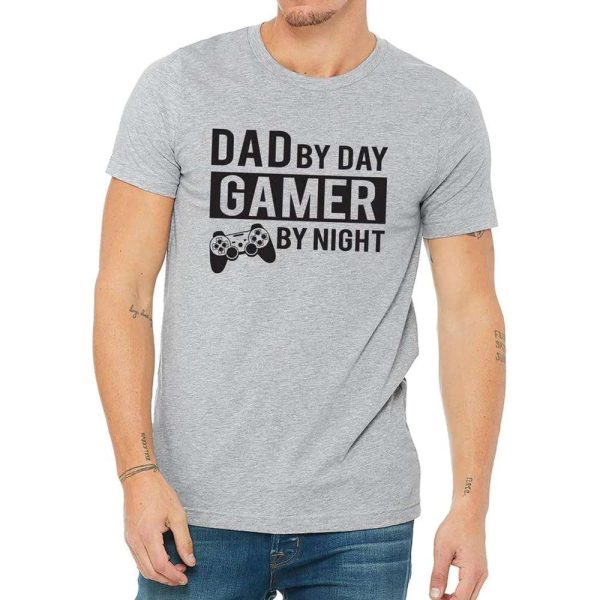 Dad By Day Gamer By Night Birthday Gifts For Dad T-Shirt – Best gifts your whole family