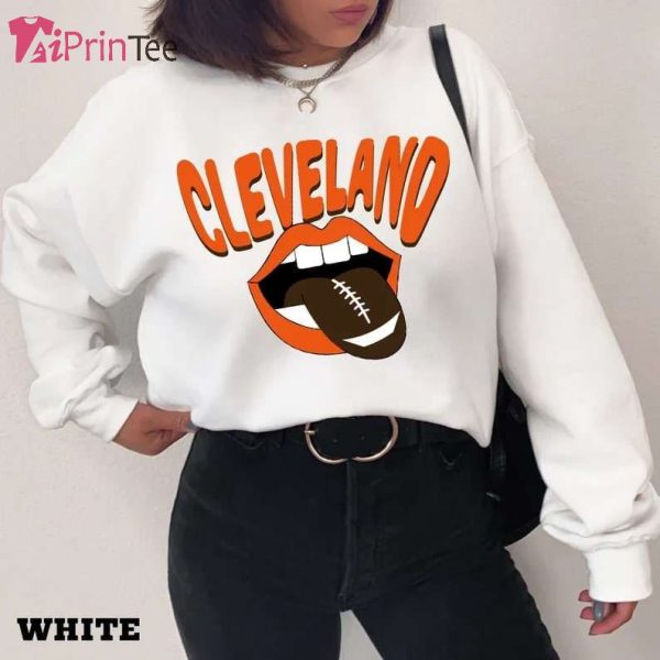 Retro Style Cleveland Football T-Shirt – Best gifts your whole family