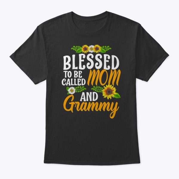 Womens Blessed To Be Called Mom And Grammy Thanksgiving Christmas T-Shirt