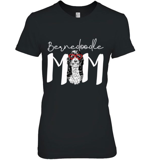 Cute Bernedoodle Mom Dog Mom Mother’s Day