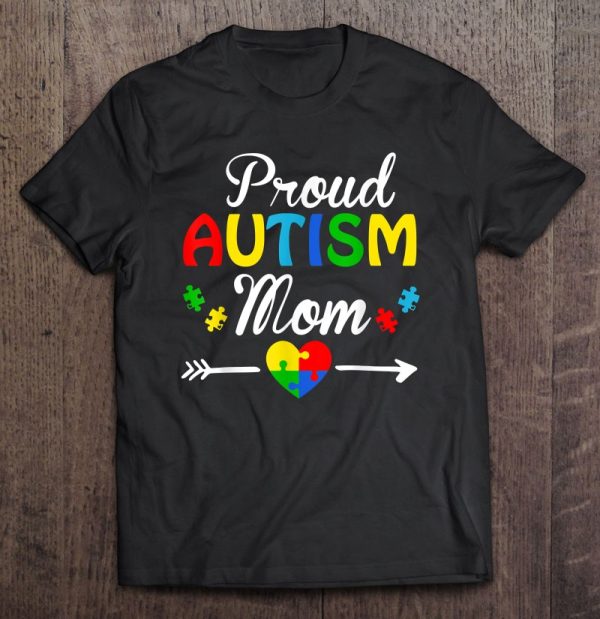 Proud Autism Mom Puzzle Heart Autism Awareness 2021 Classic