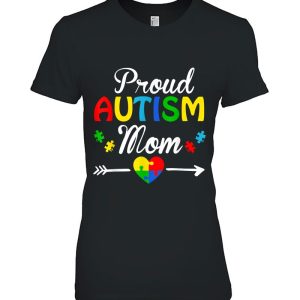 Proud Autism Mom Puzzle Heart Autism Awareness 2021 Classic