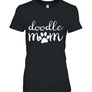 Womens Doodle Mom Goldendoodle Dog Funny Mother’s Day Gift