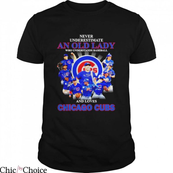 Cubs Vintage T-Shirt Never Underestimate An Old Lady