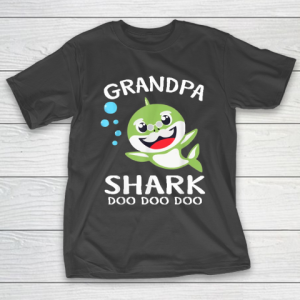 Grandpa Funny Gift Apparel  Grandpa Shark Funny Father’s Day Gift T-Shirt