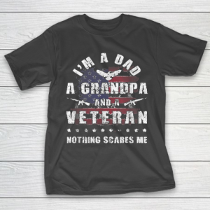 Grandpa Funny Gift Apparel  Mens Dad Grandpa Veteran Nothing Scares Me T-Shirt