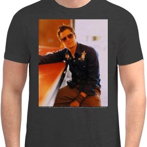 Johnny Knoxville T-Shirt Wear Sunglasses Posing Trending
