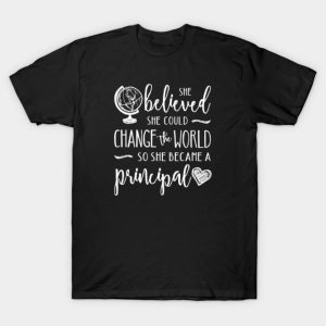 She believed she could change the world so she became a principal Merry Christmas 2022 T-shirt