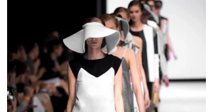 Easy Ways To Wear The Catwalk Trends