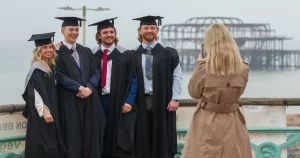 what to wear for graduation uk