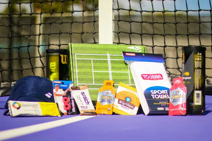 Serve Up The Perfect Surprise: Tennis Gifts For Him 3 tennis gifts for him