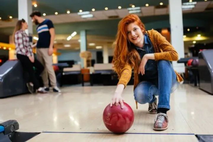 Perfect Your Game: A Guide On What To Wear When Bowling 4 what to wear when bowling