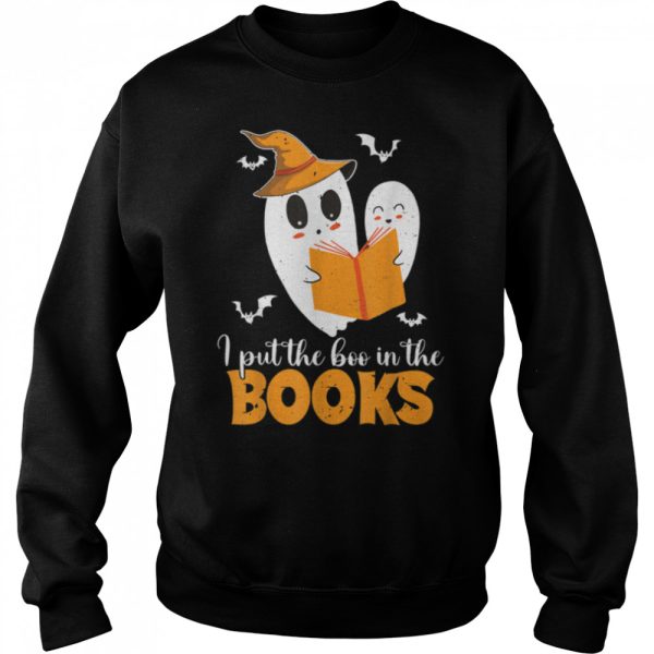 I Put The Boo In The Books Halloween Ghost Library Worker Lo T-Shirt B0BHJC9YLB