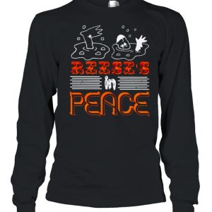 Reese’s in Peace Halloween shirt 2 Reese's in Peace Halloween shirt 3