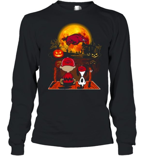 Snoopy and Charlie Brown Pumpkin Arkansas Razorbacks Halloween Moon shirt