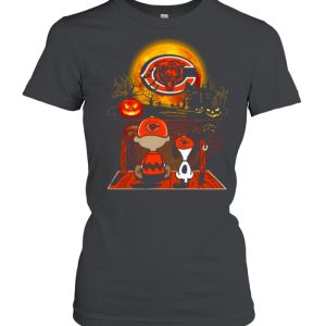 Snoopy and Charlie Brown Pumpkin Chicago Bears Halloween Moon shirt 2