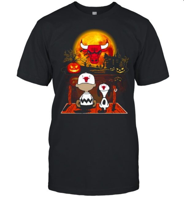 Snoopy and Charlie Brown Pumpkin Chicago Bulls Halloween Moon shirt