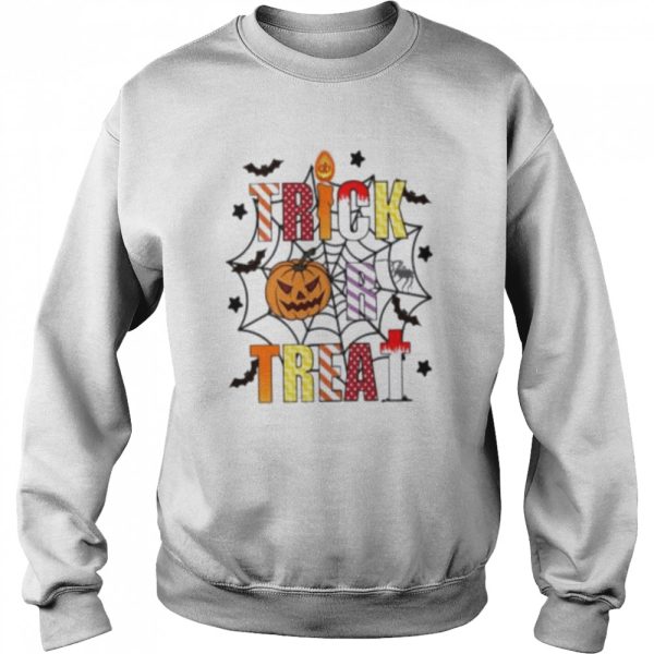 Spider Web Halloween Trick Or Treat Illustration shirt