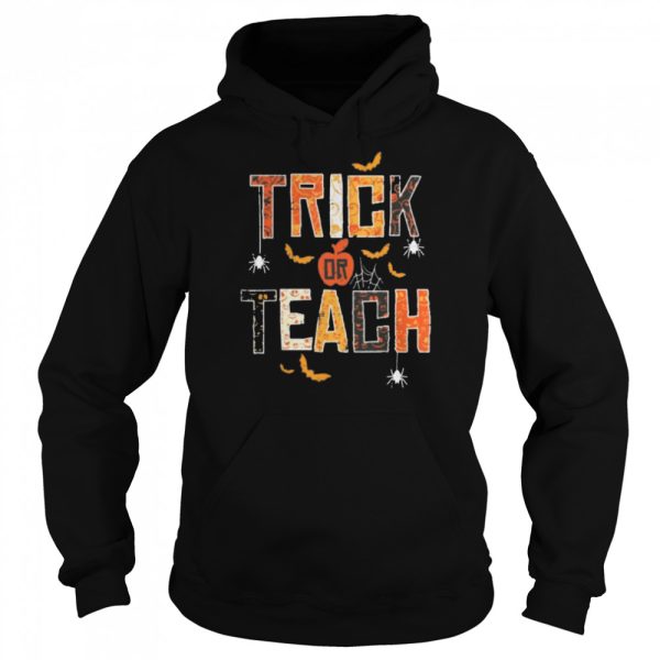 Trick Or Teach Cute Halloween Teacher Shirt