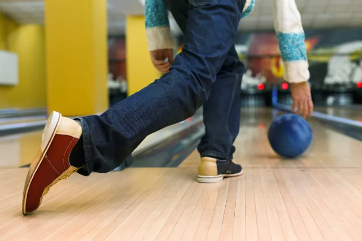 Perfect Your Game: A Guide On What To Wear When Bowling 10 what to wear when bowling