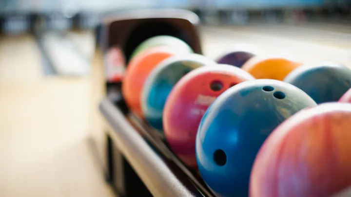 Perfect Your Game: A Guide On What To Wear When Bowling 2 what to wear when bowling