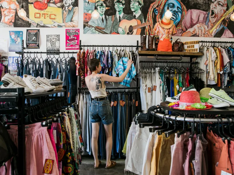 Styling With Nostalgia And The Charm Of Yesteryears: What Is Vintage Clothing? 33 what is vintage clothing
