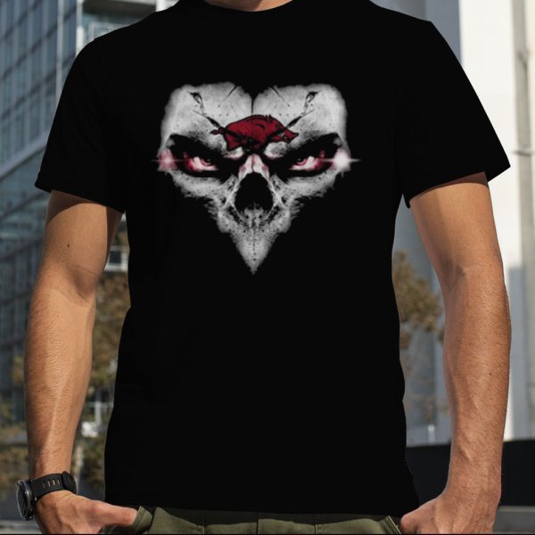 arKansas razorbacks skulls of fantasy logo shirt