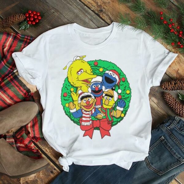 Sesame Street Christmas Wreath Characters Unisex T shirt