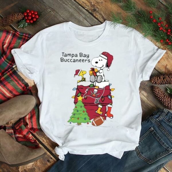 Tampa Bay Buccaneers Snoopy Christmas shirt