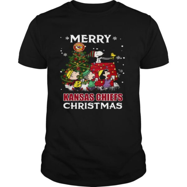 The Peanuts Merry Kansas City Chiefs Christmas Tree shirt