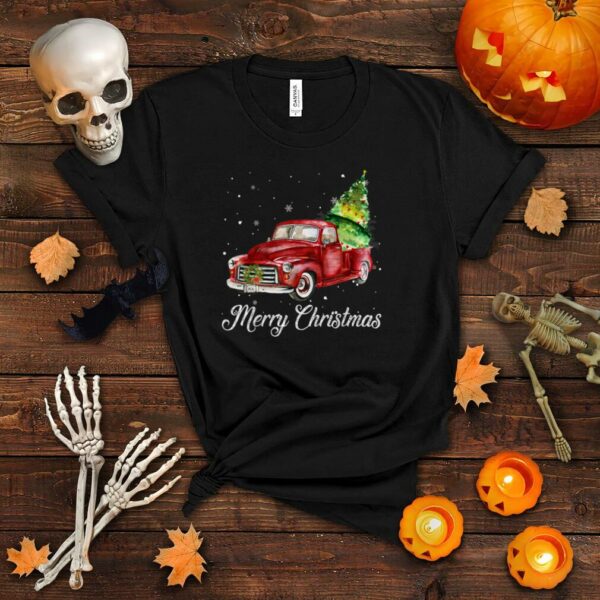 Vintage Wagon Christmas Tree on Car Xmas Vacation T Shirt