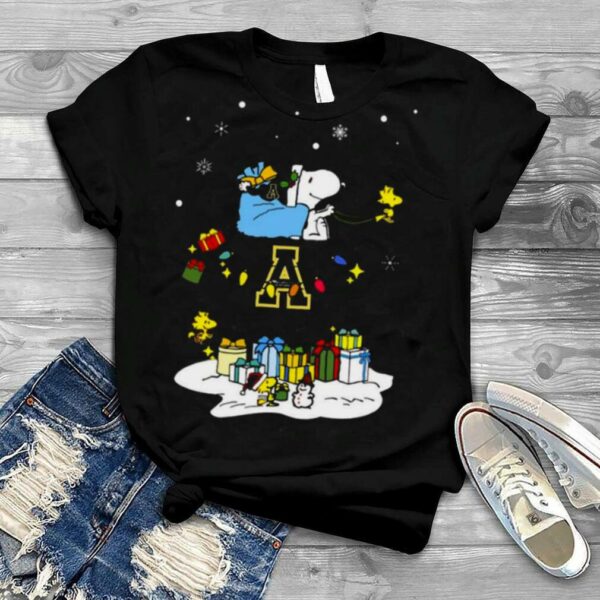 Appalachian State Mountaineers Santa Snoopy Wish You A Merry Christmas 2022 Shirt