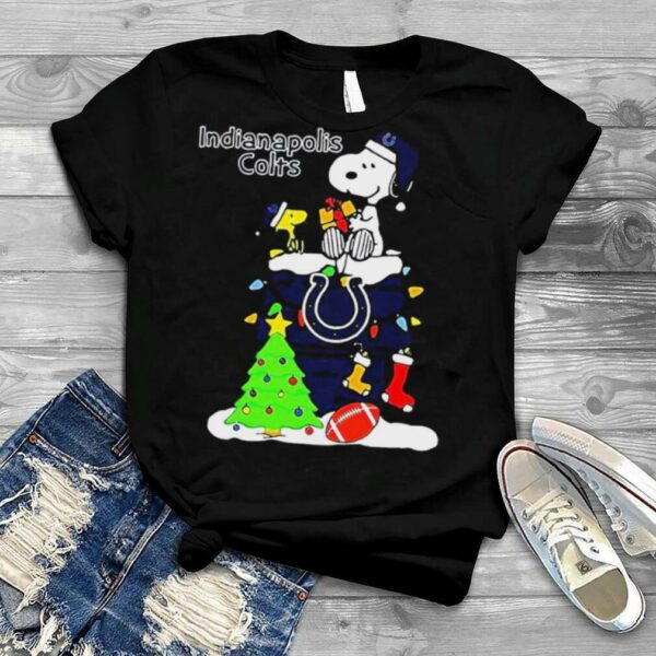 Christmas Snoopy Indianapolis Colts art design T shirt