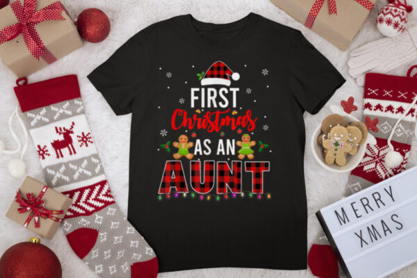 First Christmas As An Aunt Pregnancy Announcement Plaid T Shirt