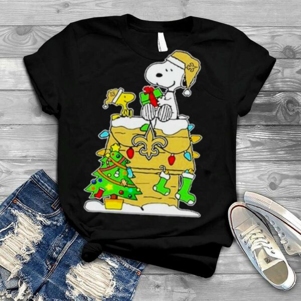 NFL New Orleans Saints Snoopy and Woodstock Merry Christmas shirt