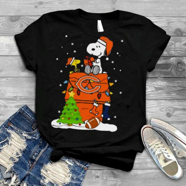 Snoopy Chicago Bears Christmas shirt