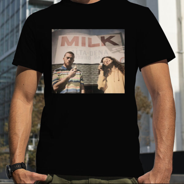 Milk Graphic Angus Cloud shirt