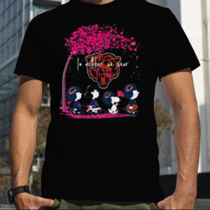 Peanuts Characters Chicago Bears In October We Wear Pink Fall shirt