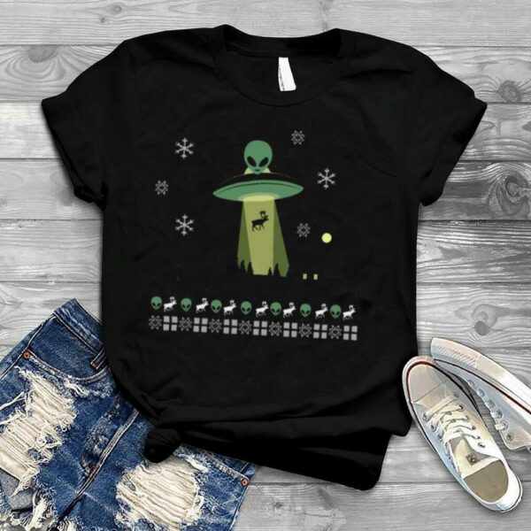 Ugly Ufo Alien Love Christmas shirt