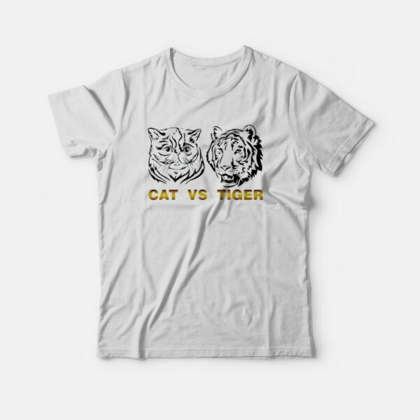 Cat Vs Tiger Black and White Version T-shirt