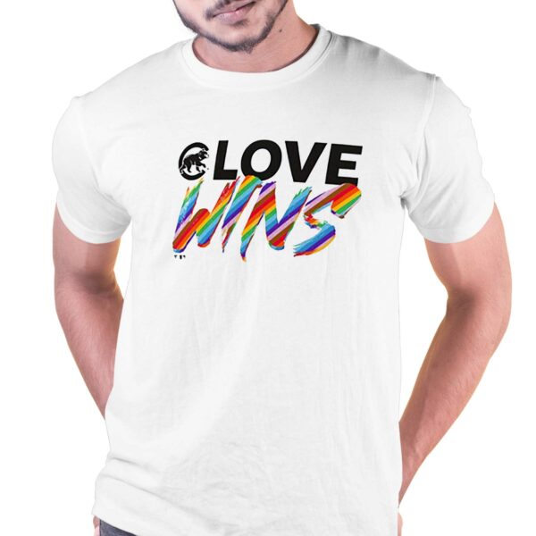 Chicago Cubs Fanatics Branded Love Wins T-shirt