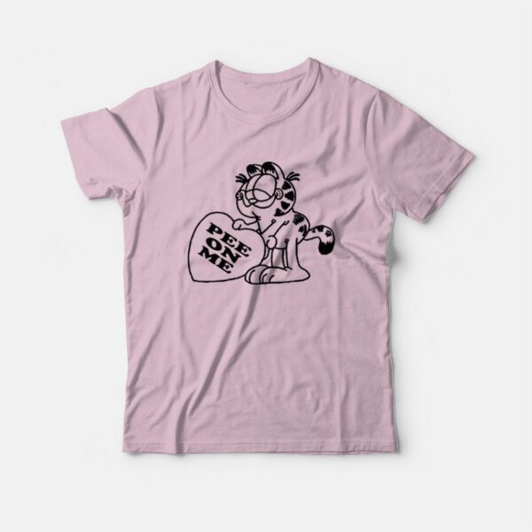 Garfield Pee On Me T-Shirt